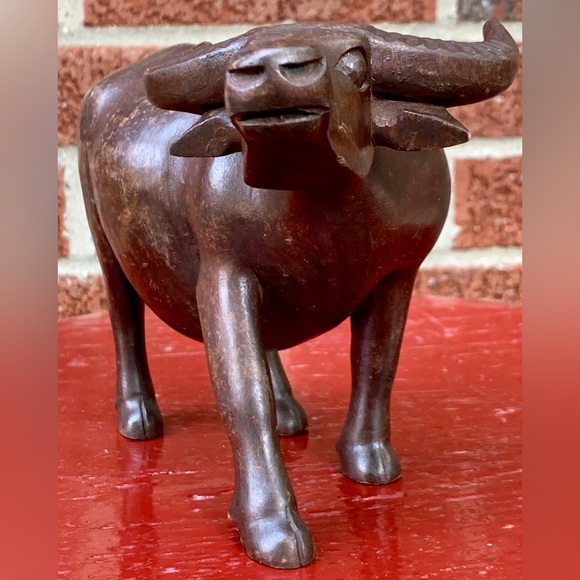 Vintage Artisan Hand Carved Thai Hardwood Antique Bull Ox Steer Figurine - Picture 12 of 16